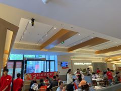 -肥肥虾庄·金牌油焖大虾(汉口城市广场店)