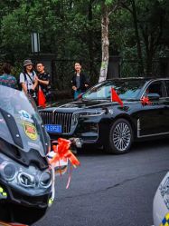 点击看大图 -喜乐汇·婚车(华润橡树湾3期店)