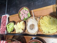 -黔有有贵州酸汤夺夺粉火锅(五味十字店)