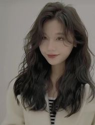 -十六番发型师事务所