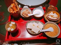 -九十九顶毡房(阜石路店)