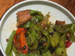 农家小炒肉-胡桃里音乐酒馆(白云五号T5 MALL店)
