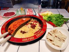 -管家巷重庆火锅牛蛙黄骨鱼(东晓南店)