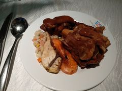 -领鲜活海鲜榴莲自助火锅(东门店)