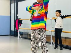 -艺桐年艺术培训中心