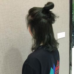 -浪涛发型