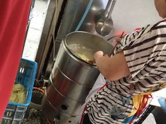 -黎氏老太婆小面馆(临华大厦店)
