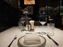-Mogul Eatery·大亨餐酒馆