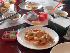 -荣誉国际酒店-云顶旋转餐厅