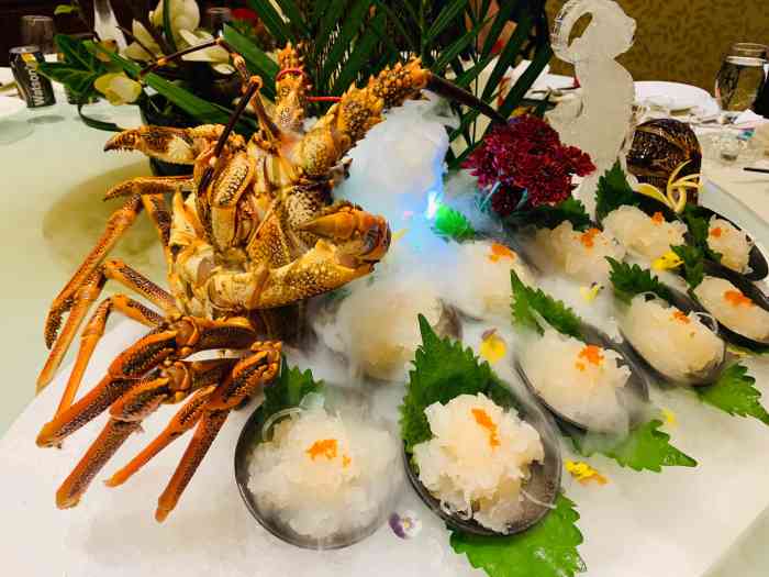 万龙洲海鲜(亚运村店)-"口味,环境,服务,都非常满意,又团了一次.