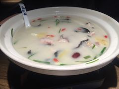 三峡江团鱼炖汤-老阿爸鲜鱼土菜(昆山花桥店)