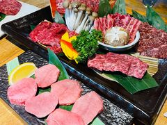 -炼火烤肉店