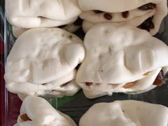 -白玉兰食品甜凤店(合生汇店)
