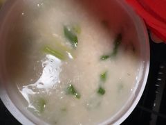 美味牛肉粥-银记肠粉店(市二宫店)