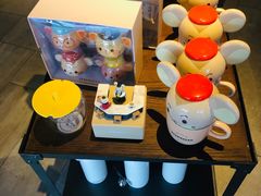 -星巴克臻选(莘庄仲盛店)