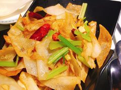 豆丝炒腊肉-房陵农家(东亭店)