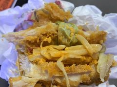 经典肉酱汁汁厚作牛肉汉堡-肯德基(观海卫大润发店)