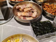 -草家酱蟹炭火烤肉店(珲春南路一店)