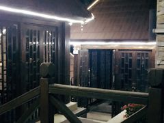 -裕龙汤泉