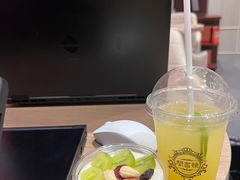 -钟书阁(群光广场店)