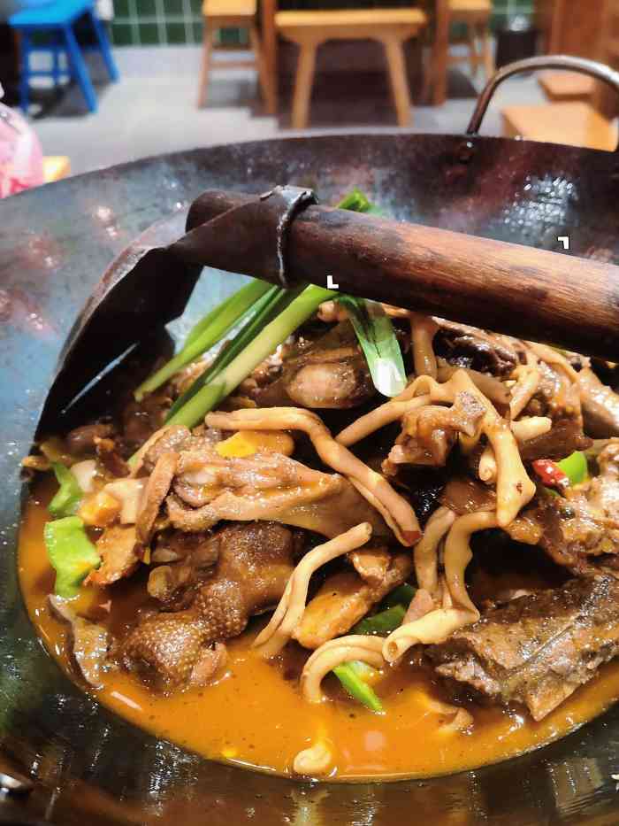 环境:只有一层 就是那种大小桌子