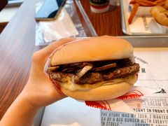 蘑菇牛肉汉堡-FATBURGER 特富客汉堡(外交公寓店)