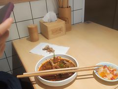 -白沙肴·长沙米粉.小炒湘菜(地王店)