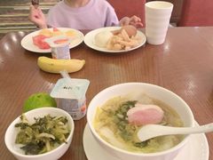 -上海松江假日酒店