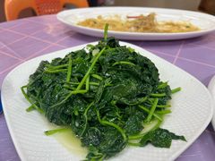 -鑫悦楼煎蟹·16年海鲜大排档