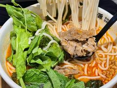 -蒙自源米线大王(花园城商场店)