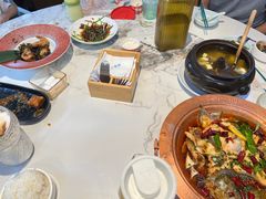 -菌自由丨野生菌火锅特色庭院餐厅(丽江古城店)