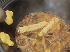 -九妹农家大铁锅东北菜(江湾店)