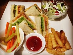 iphone_upload_pic-雕刻时光咖啡馆(交大店)