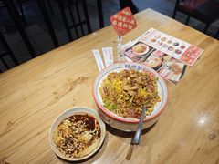 -怪噜范·老贵阳街头名小吃(汇金星力城店)