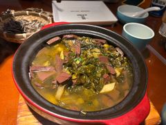 -魏铭鱼头捞饭(晋阳路店)