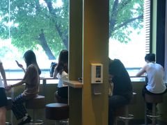 -麦当劳(龙洞店)