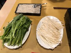 -江湖餐厅–重庆九宫格老火锅