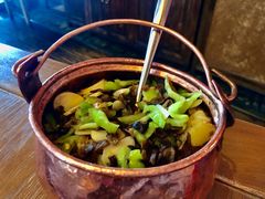 铜锅牛肝菌焖饭-中8楼风尚云南菜(颐堤港店)