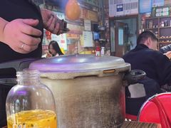 -蚝堡海鲜·威海菜·海肠捞饭·烧烤·亚洲吃蚝公司(幸福门店)