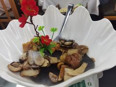 六种菌子拼盘-名善山珍·野生菌汤锅(文殊院店)