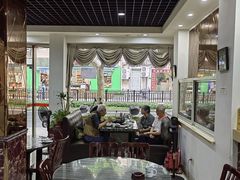 -华航饭店(华馨小区店)