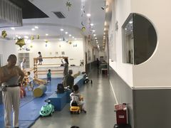 -澳洲袋鼠早教(金辉环球广场店)