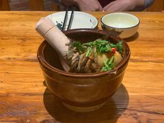 -老滇山寨•云南特色菜•地方菜•民族风情歌舞表演(金碧店)