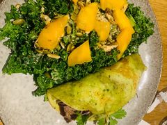 芒果羽衣甘蓝坚果色拉-Wagas沃歌斯(太古汇店)