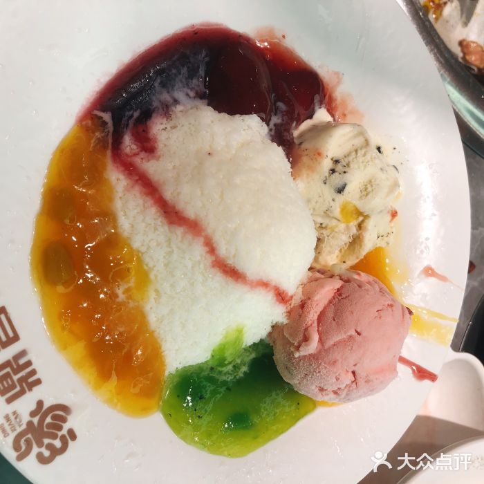 鼎香缘海鲜自助火锅烤肉(锦辉购物广场店)雪冰图片