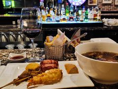 -上海锦江汤臣洲际大酒店柒酒廊