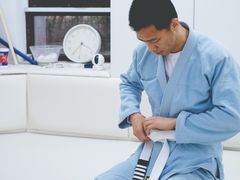 -菠萝格斗巴西柔术训练馆