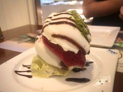 千层冰淇淋-MADO冰淇淋咖啡馆(淘金店)