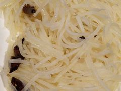 炝炒土豆丝-舌尖上的食缘花园主题餐厅