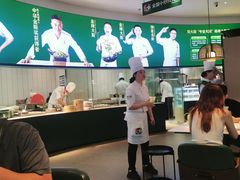 -费大厨辣椒炒肉(黄兴中心广场店)